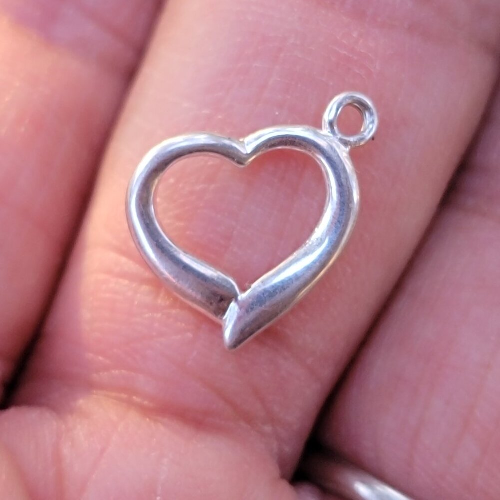 Super cute 925 sterling silver plated open heart charm bracelet